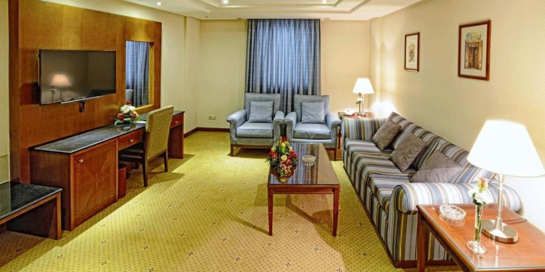 Crowne Plaza Riyadh Palace By Ihg Exterior photo